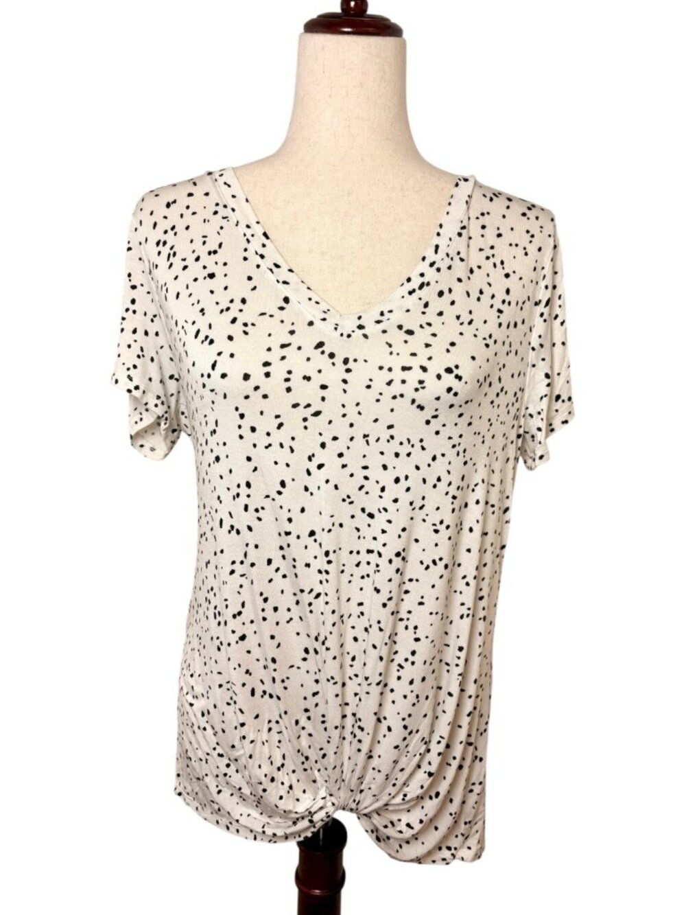 Nine Britton White Black Speckled V-Neck Knot Front Top Size Medium